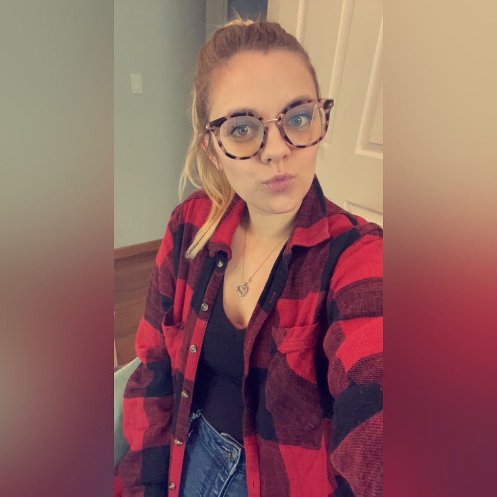 I'M LIVE!! LIKE TO BE NOTIFIED